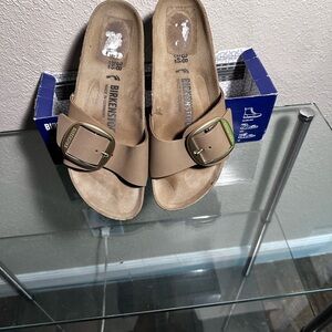 NWOT BIRKENSTOCK MADRID BIG BUCKLE SLIDE SANDAL MUD GREEN SIZE 7-7.5US/ 38EU